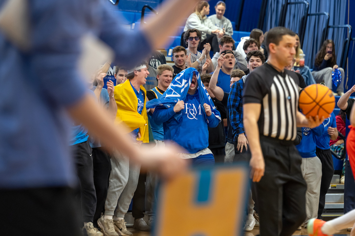 F&M students enjoy a meal in the College's beloved “D-Hall.”