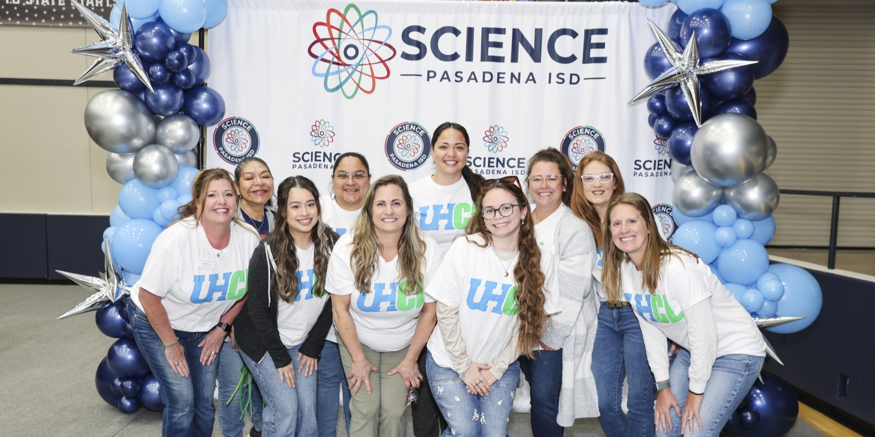Photograph of UHCL students