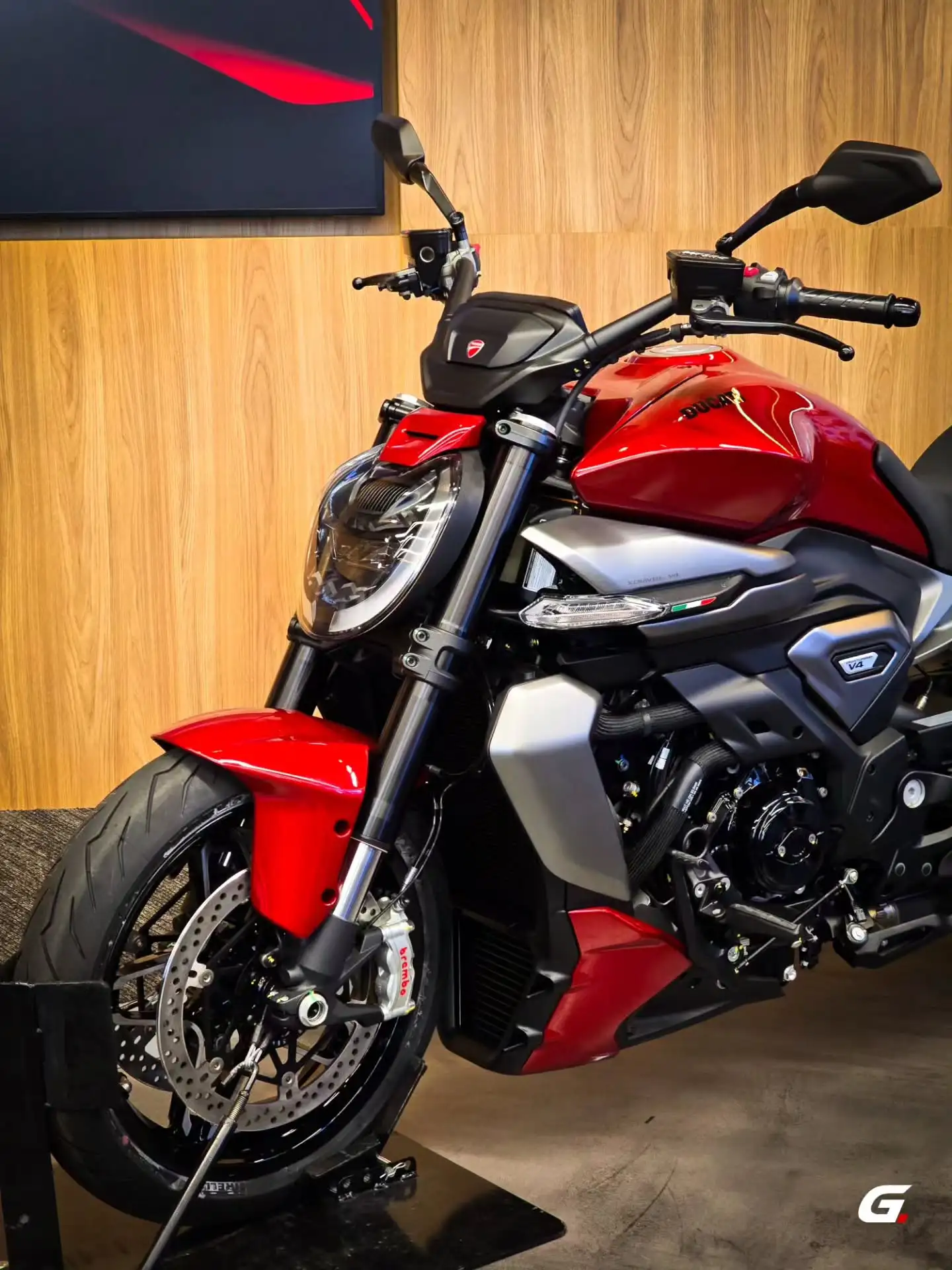 Ducati XDiavel V4 chega ao Brasil com motor V4 Granturismo de 168 cv