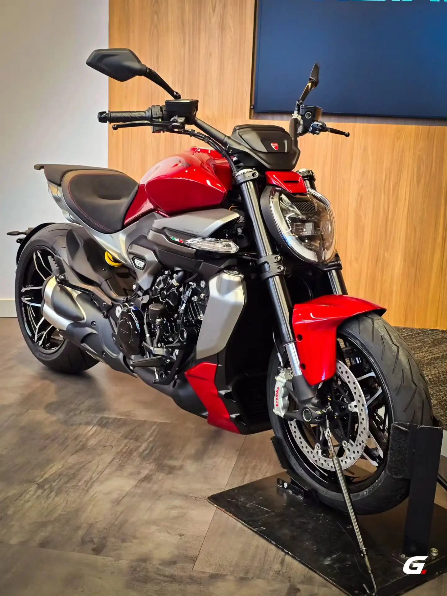 Ducati XDiavel V4 chega ao Brasil com motor V4 Granturismo de 168 cv