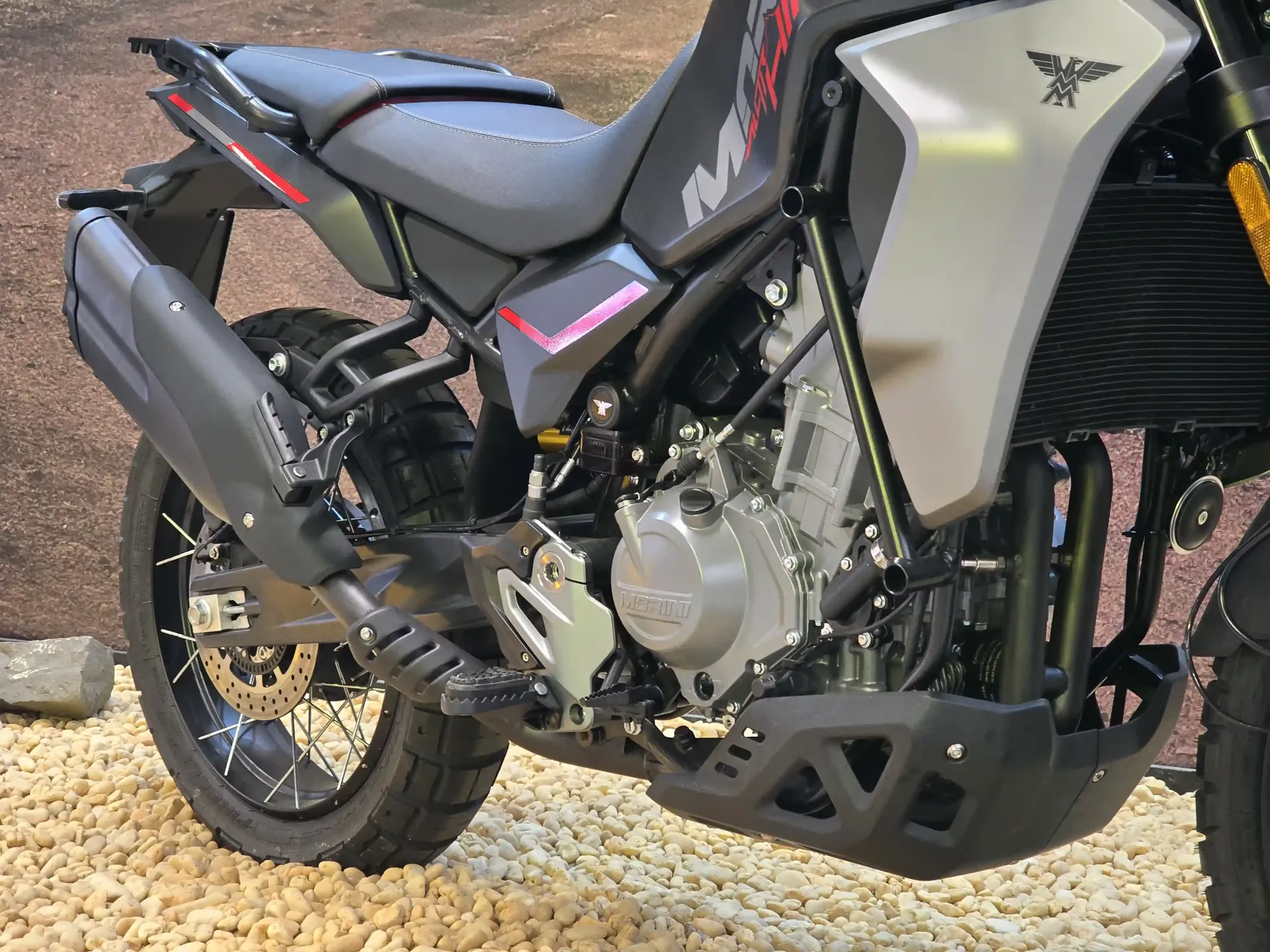 Moto Morini Alltrhike 450 estreia no Festival Interlagos