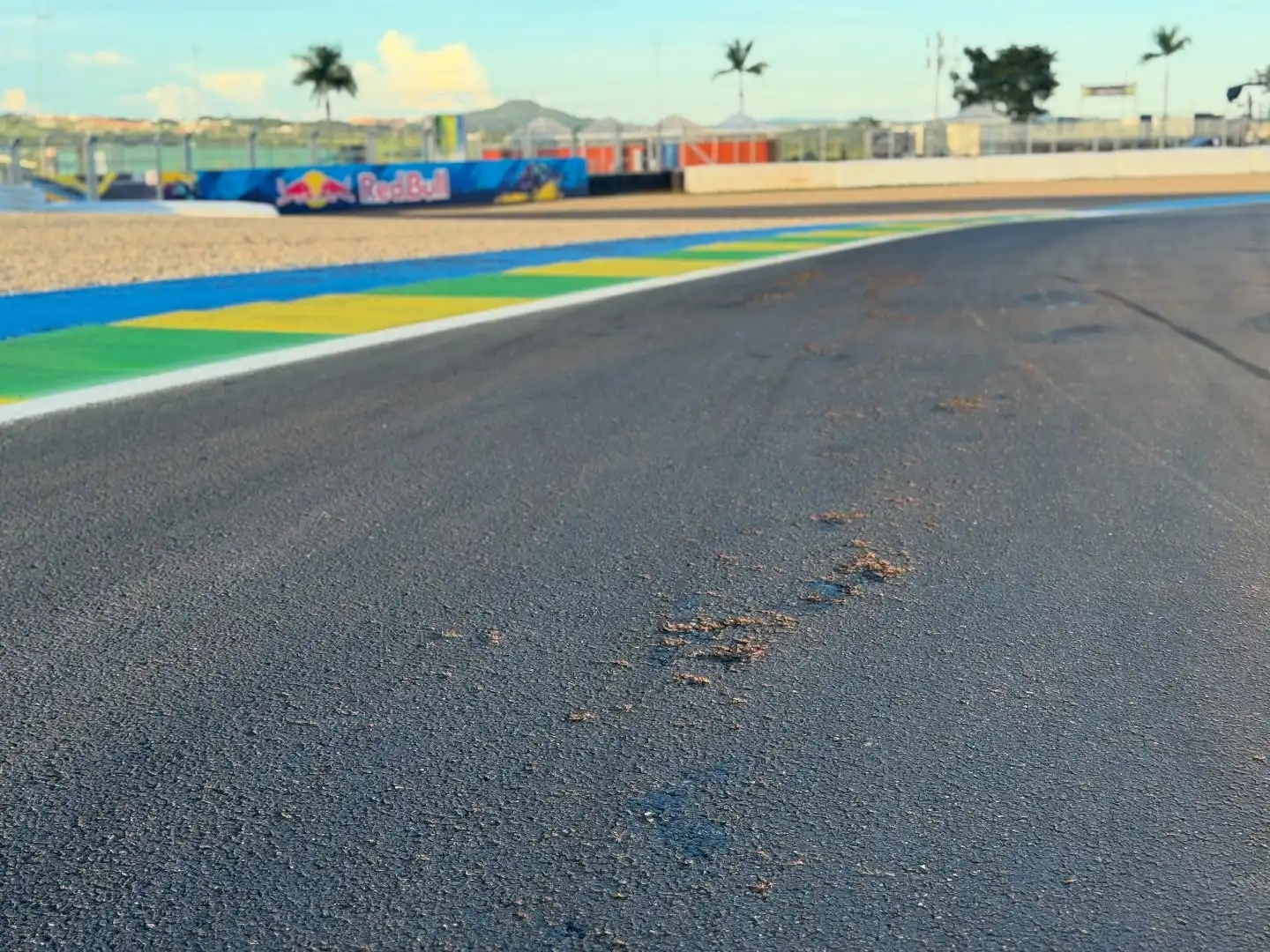 MotoGP promete corrigir pista em Goiânia MotoGP promete corrigir pista em Goiânia