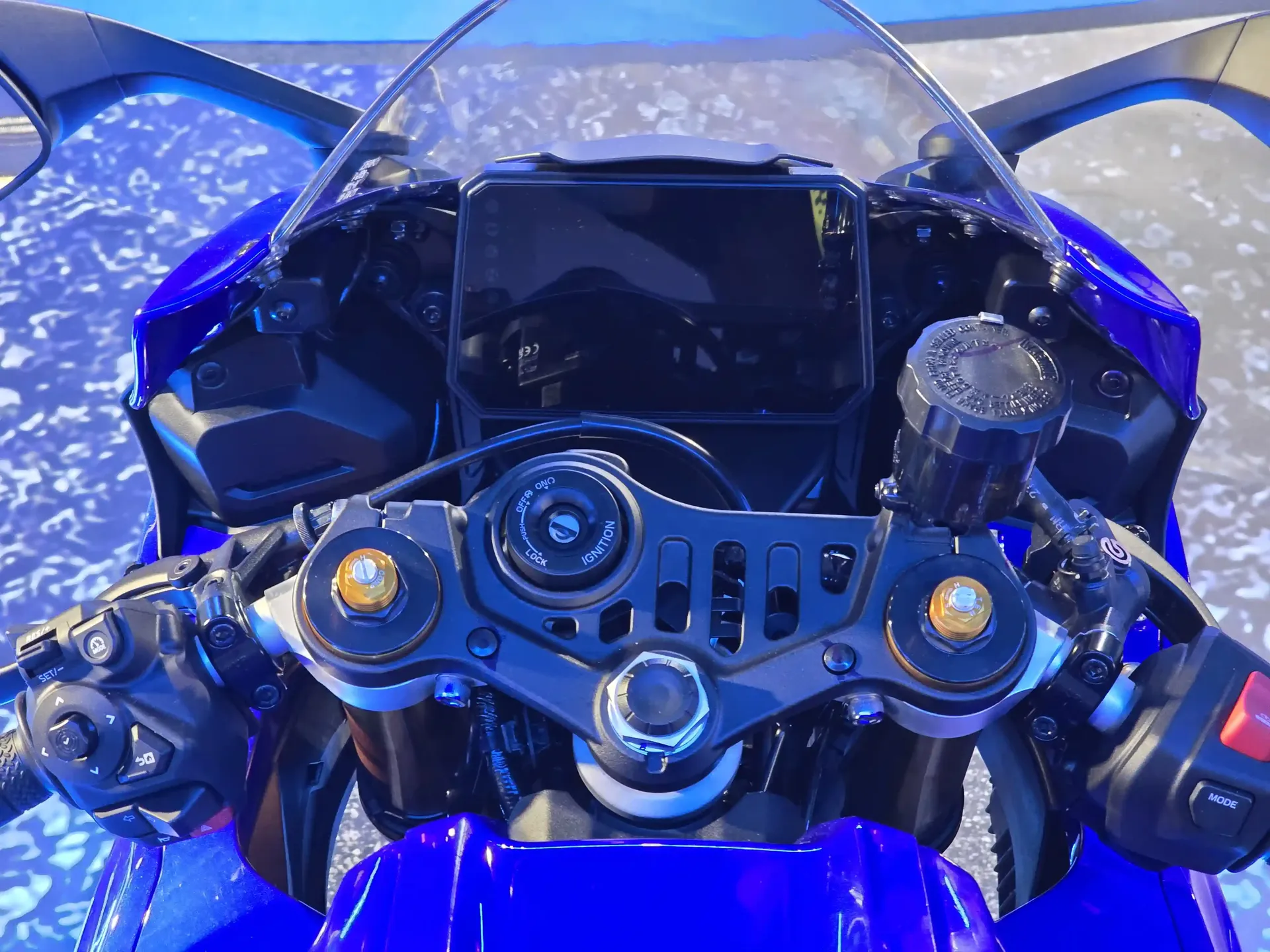 Yamaha R7 2026