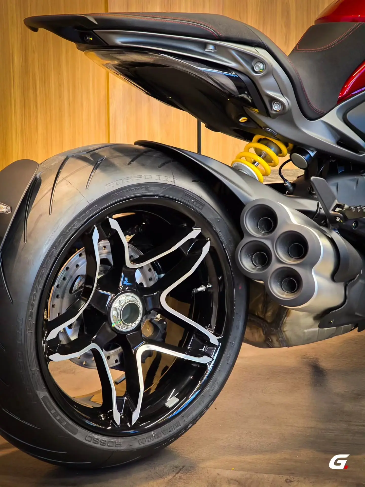 Ducati XDiavel V4 chega ao Brasil com motor V4 Granturismo de 168 cv