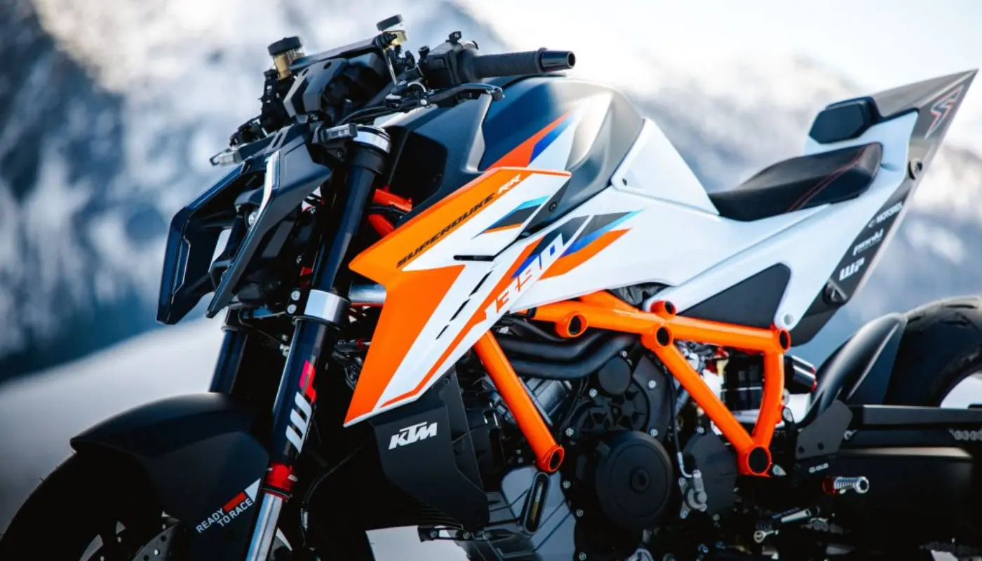 Nova KTM 1390 Super Duke RR 2026 é apresentada