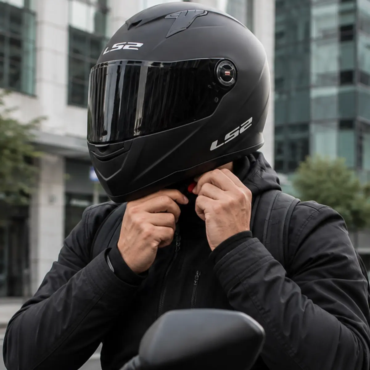 Capacete LS2 FF358 Monocolor Preto Fosco - Grid Motors