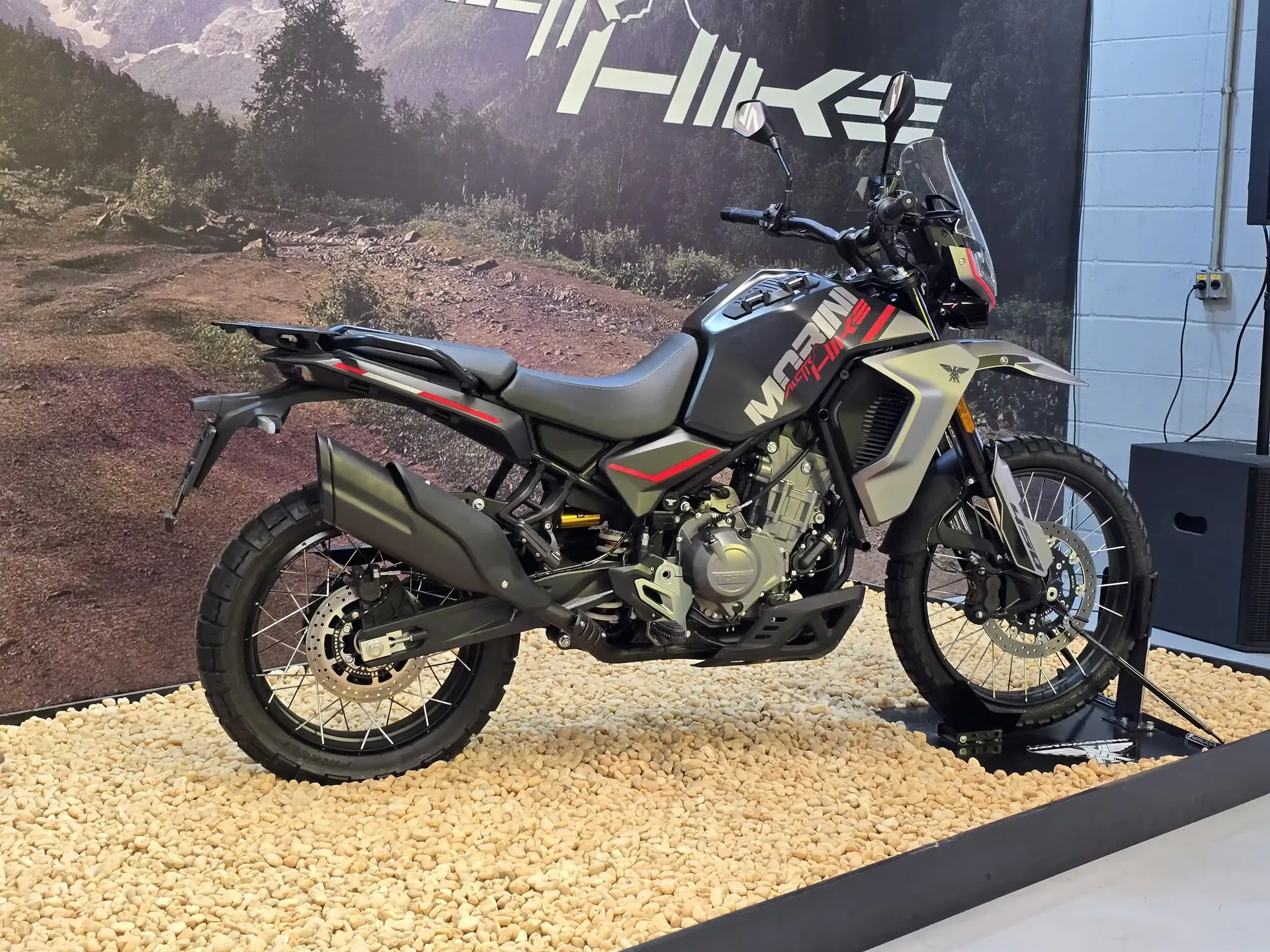 Moto Morini Alltrhike 450 estreia no Festival Interlagos