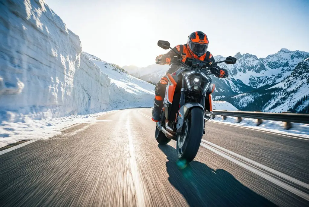 Nova KTM 1390 Super Duke RR 2026 é apresentada
