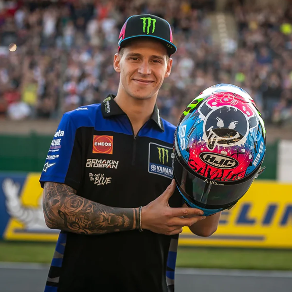 Capacete HJC RPHA 1 Fabio Quartararo Le Mans Special 2024 detalhe do grafismo