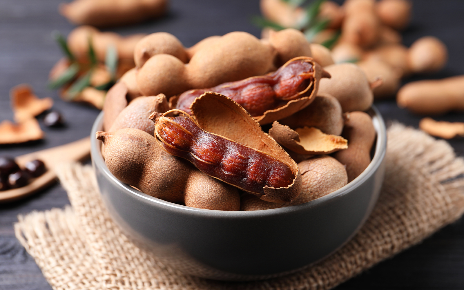 The Tangy Fruit With Digestive Benefits and Smart Cautions