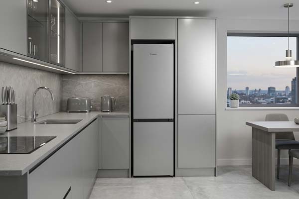 INDESIT Frigorifero Combinato INKF8251S5E