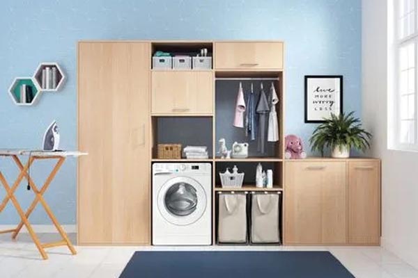 INDESIT Lavatrice BWA81496XWVIT