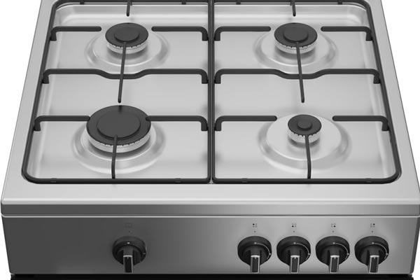 cucina a gas Indesit con 4 fuochi
