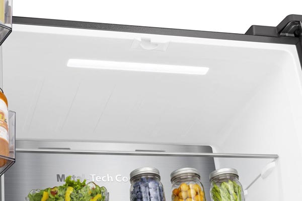 frigorifero con metal tech cooling