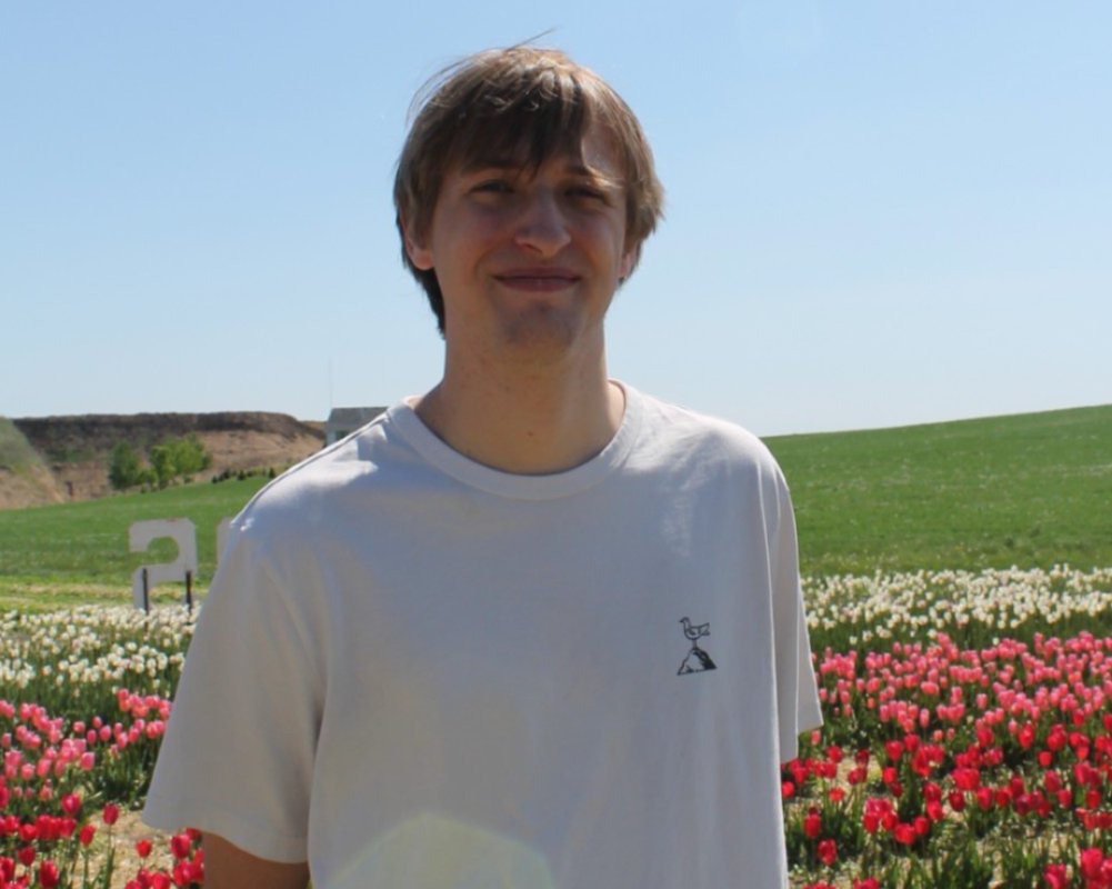 Image of Eli Hoffman