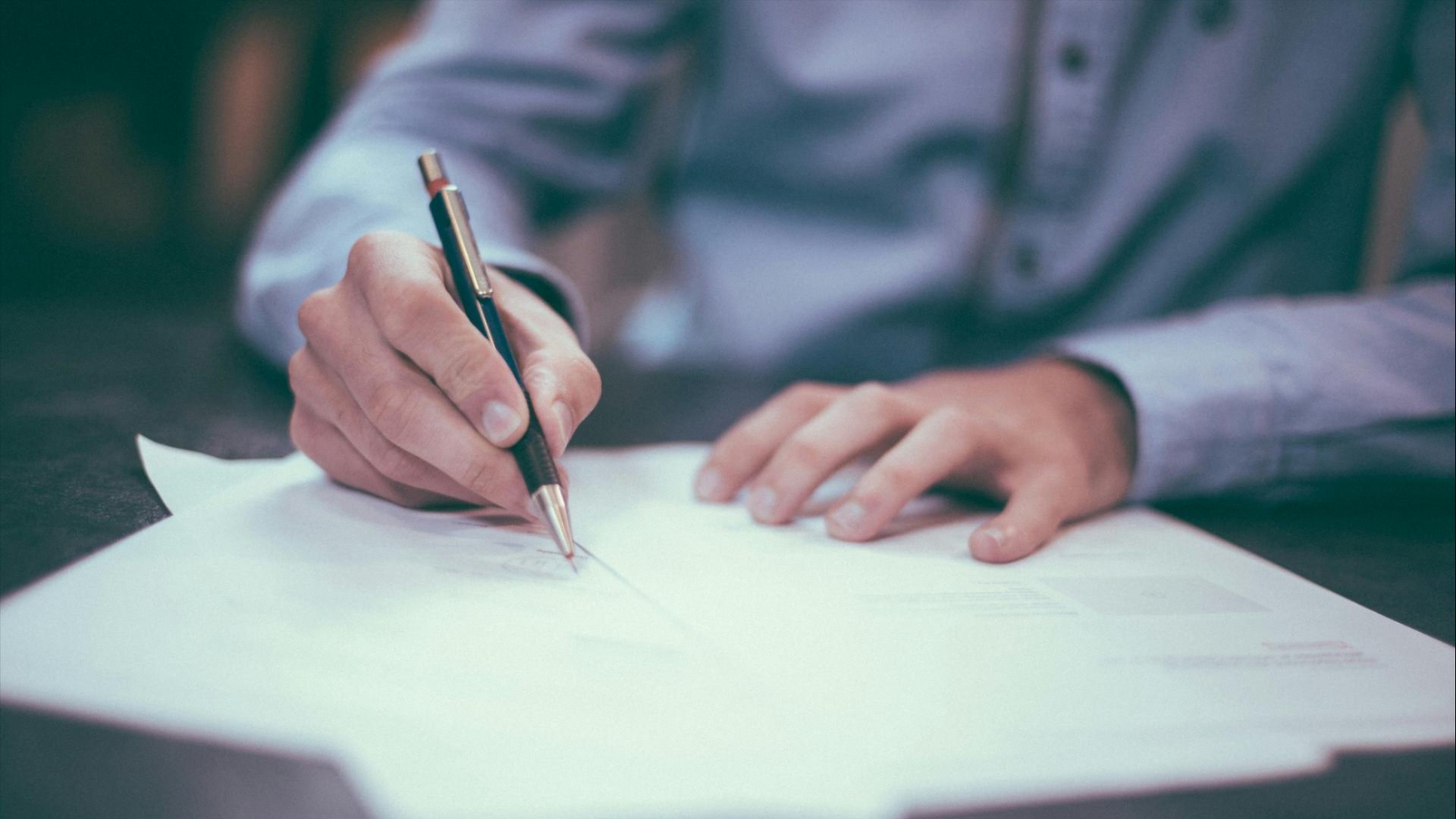 A person updating their will