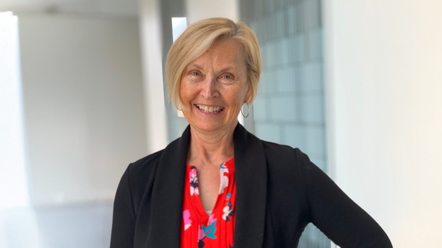 Jane Sojka headshot